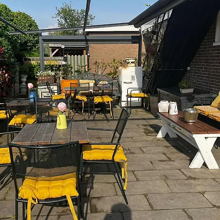 Semesterbostad Cosy Holiday Flat 'bolle Bet' Near Beach